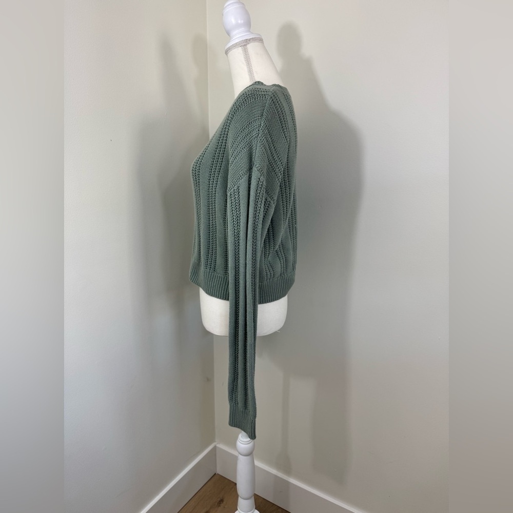 Aeropostale Women’s Knitted Cropped Sweater | Size‎ Small - Picture 3 of 7